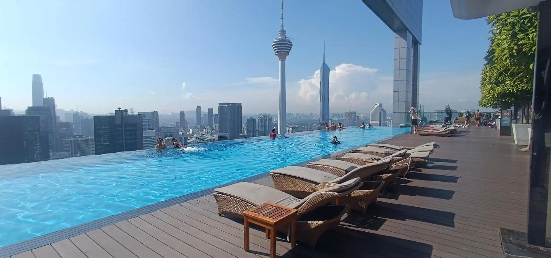 Sidemen Suites At Platinum Klcc location